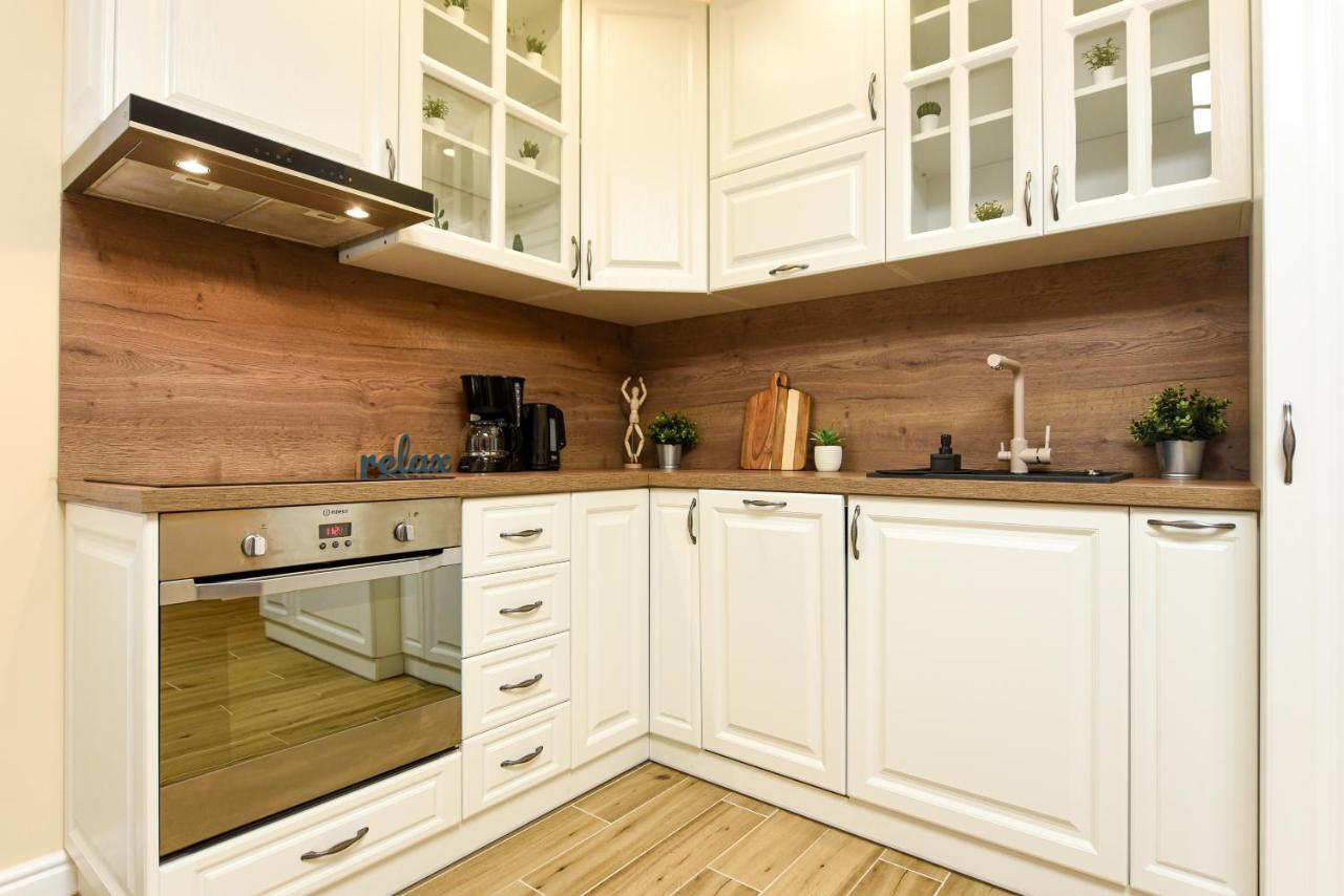 Green Leafy Brasov - Ideal 2 Bedroom Apartment Экстерьер фото