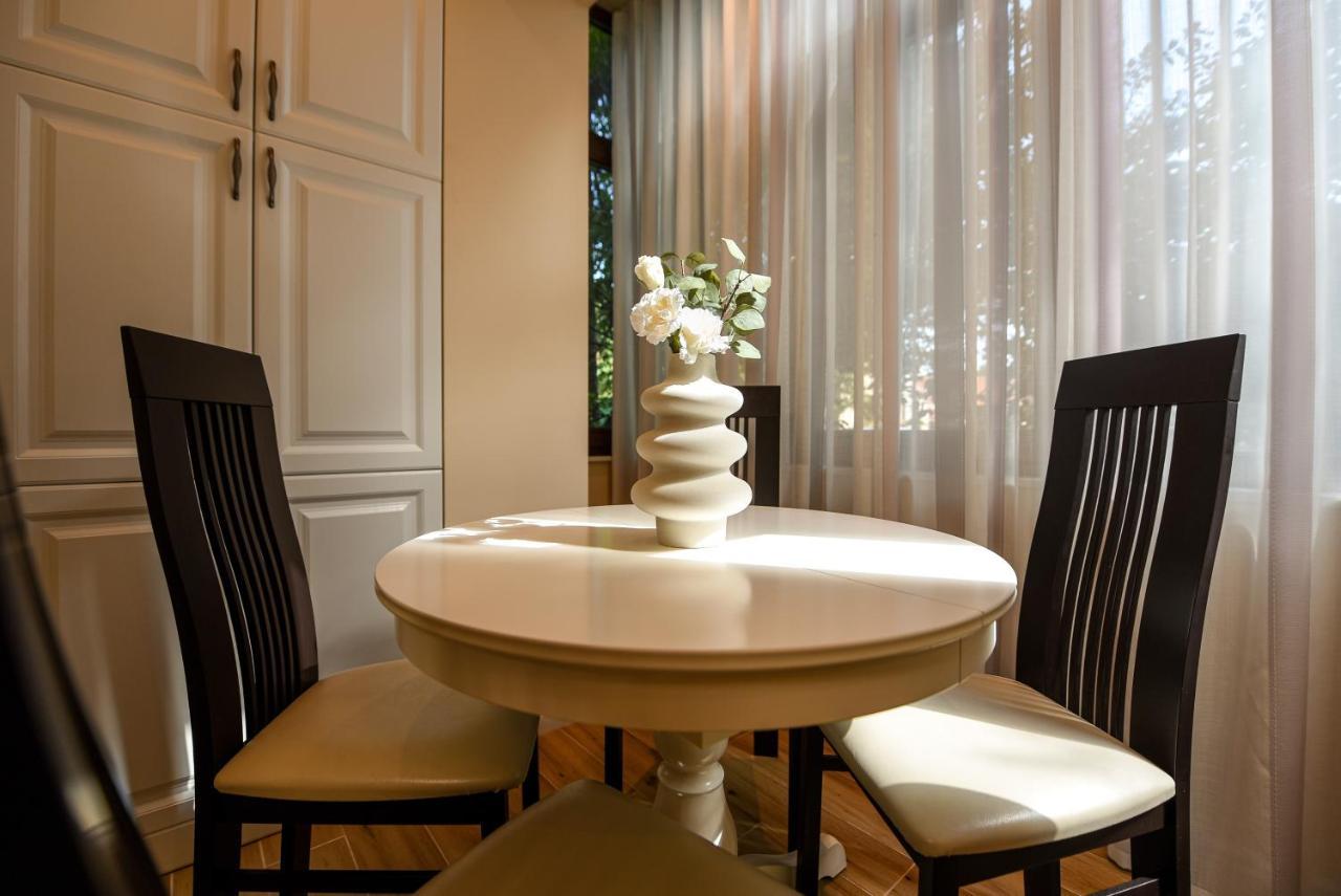 Green Leafy Brasov - Ideal 2 Bedroom Apartment Экстерьер фото